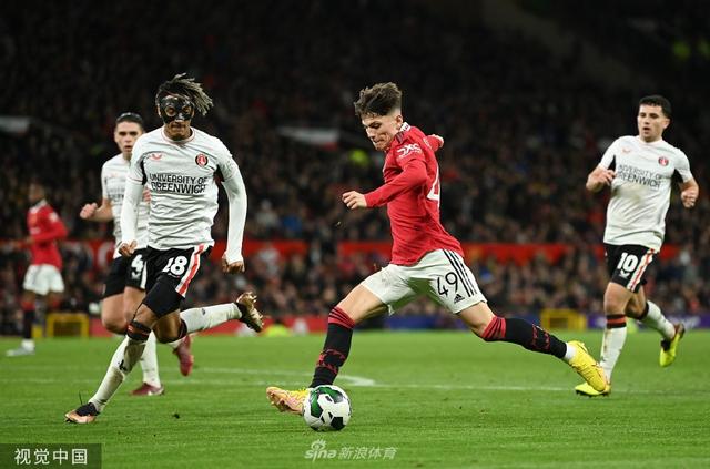 与麦肯尼达 与麦肯尼达